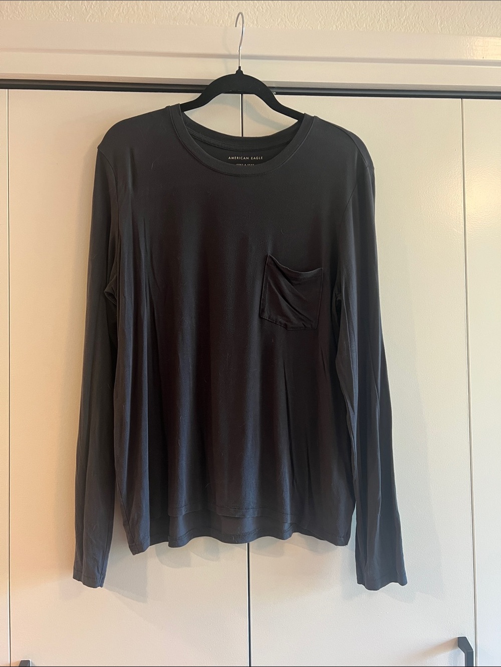 American Eagle Outfitters Long Sleeve Pocket Tee - Black